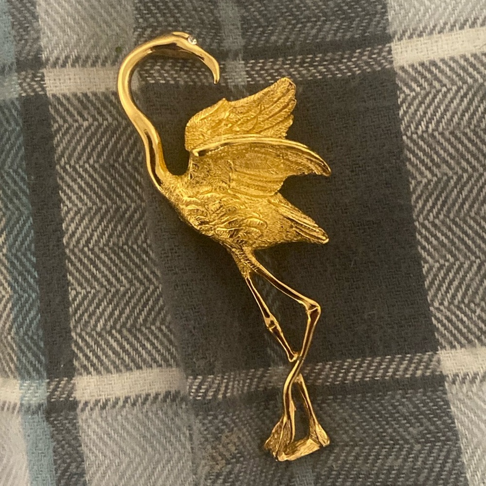 RARE VINTAGE CHRISTIAN DIOR GOLD PLATED FLAMINGO BROOCH PIN